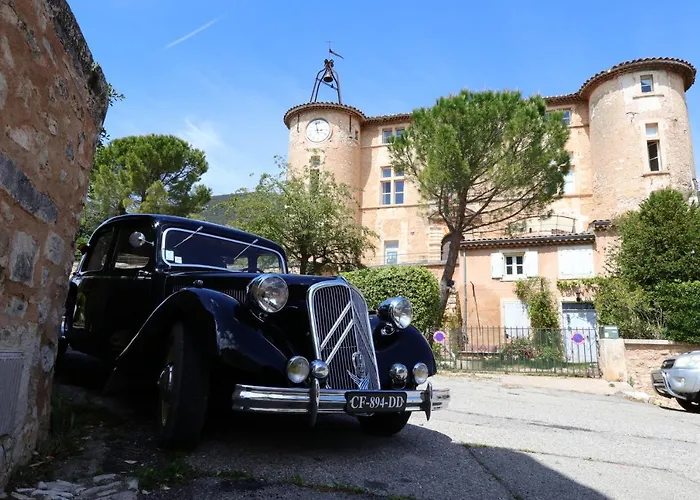 Sous Le Chateau