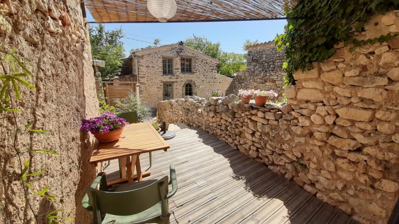 Sous Le Chateau Holiday home